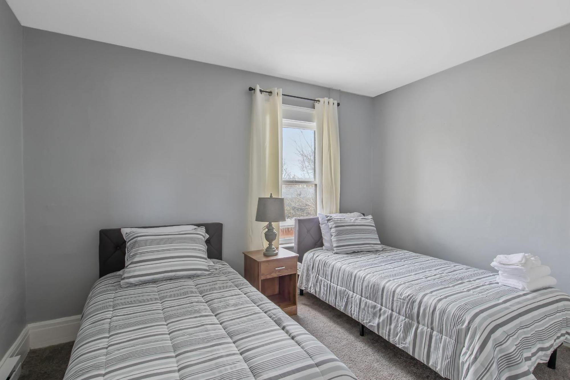 Newly Renovated 2br By Su, Zoo, Destiny & Downtown Apartment
