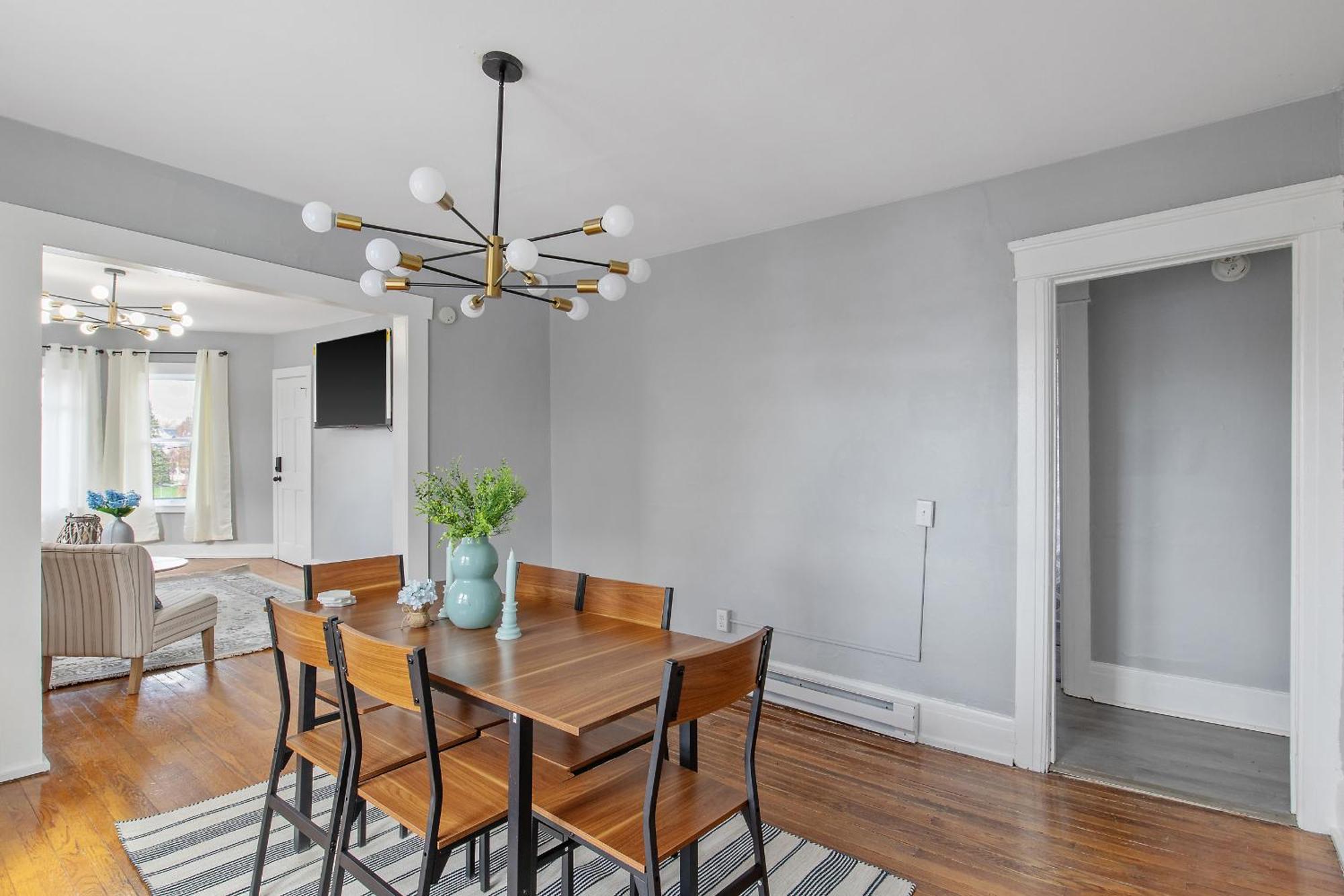 Newly Renovated 2br By Su, Zoo, Destiny & Downtown * Syracuse