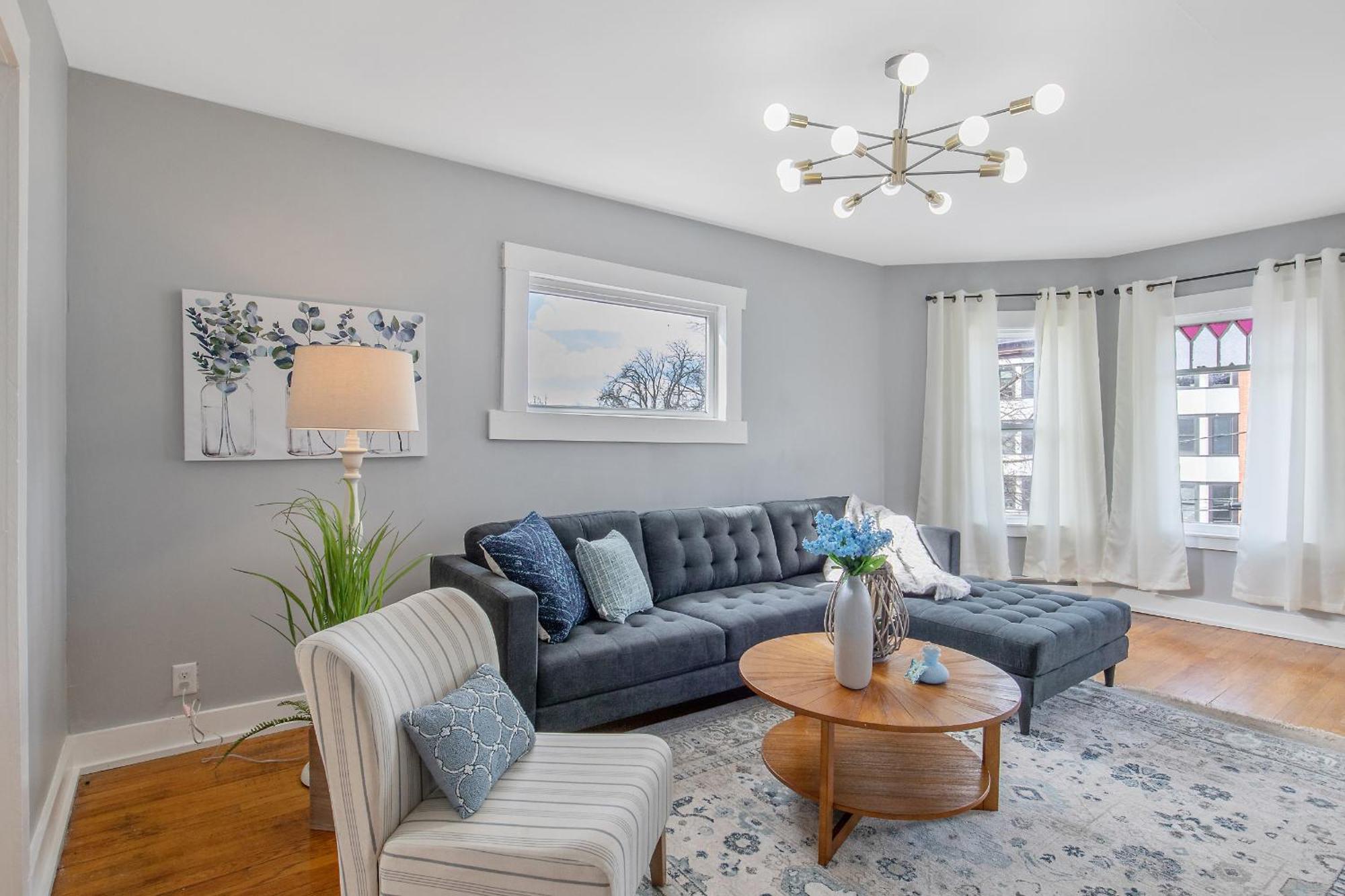 Newly Renovated 2br By Su, Zoo, Destiny & Downtown Apartment